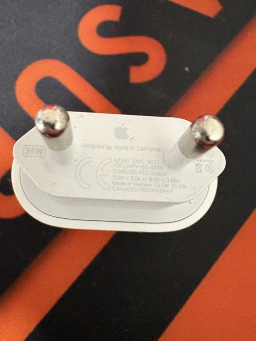 Оригинал адаптер на айфон