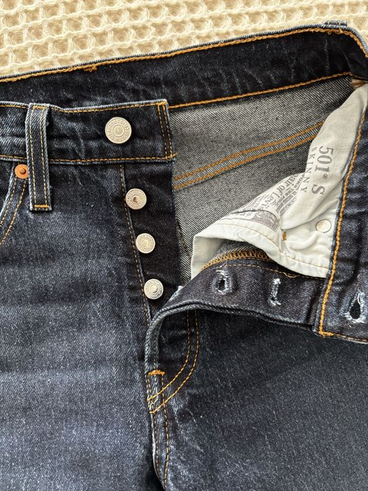 Levi’s 501 Slim fit 24