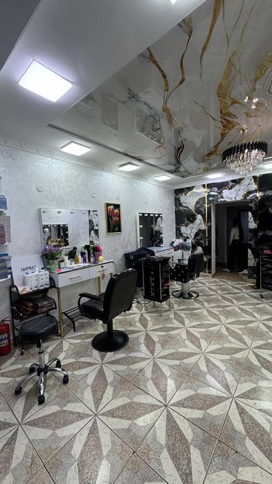 Gozallik saloni sotiladi