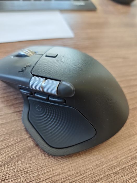 Продам мышку Logitech MX Master 4