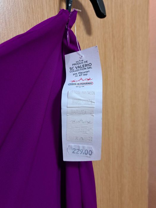 Pantaloni noi de dama