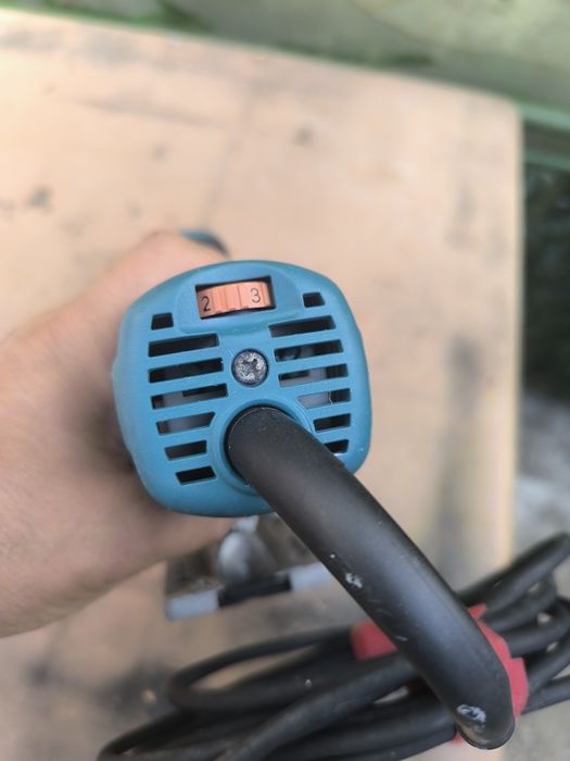 прободен трион  Makita 4351FCT /720 W/