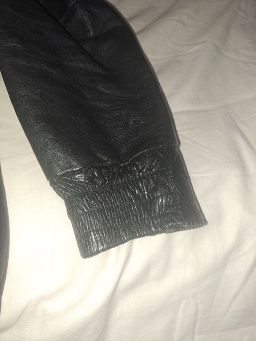 Кожено яке естествена кожа.