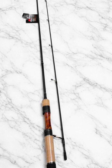 Abu Garcia Carabus Cassiopeia – CCAS-602UL - 1,8 m. 1-8g. с Оригинален Кадифен Калъф и Твърд Тубус!