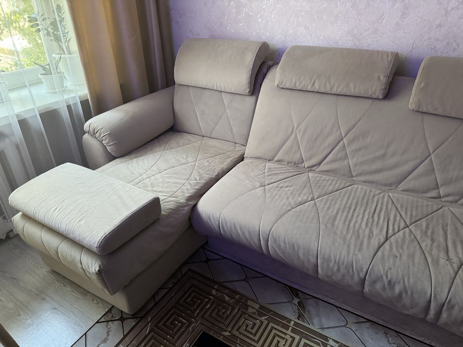 Срочно продам диван!