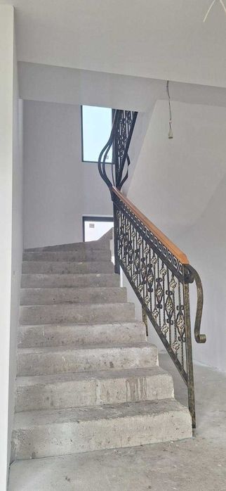 Vand Casa-Persoana Fizica