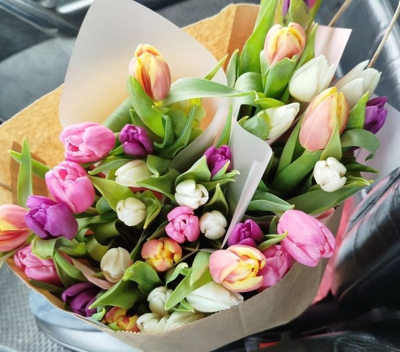 Тюльпаны к 8 марта
