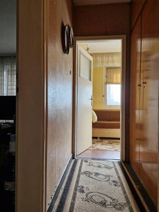 Двустаен апартамент в ж.к Славейков