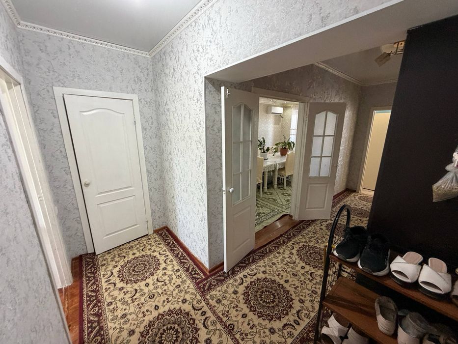Мкр Арай 106 4 этаж 2 бөлме