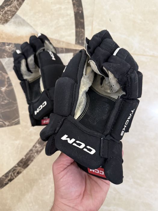 Краги хоккейные. CCM AS550.