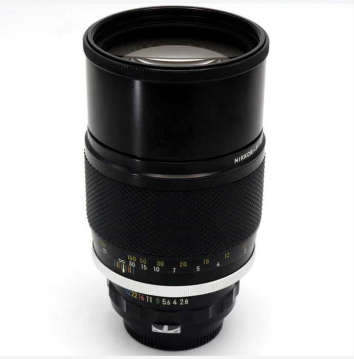 obiectiv Nikon Nikkor - P 180mm f 2.8 Non AI