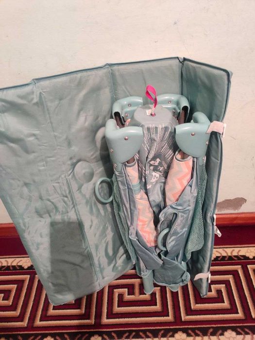 Продается детский манеж happy baby