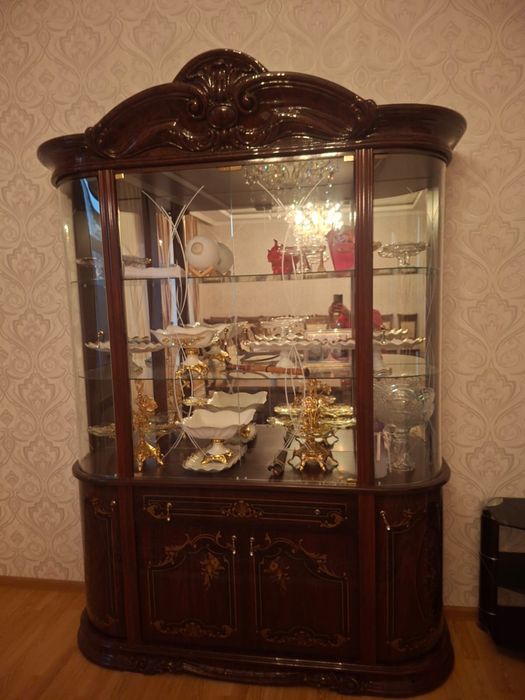 Мебельная горка для зала