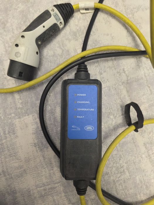 Statii incarcatoare masini electrice hibrid Tesla Bmw Audi Ford Mercedes hyundai kia nissan