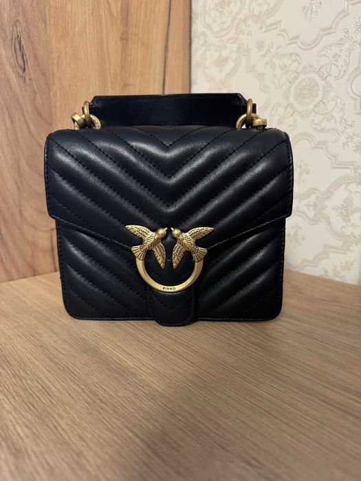 Продам сумку PINKO (оригинал) в черном цвете