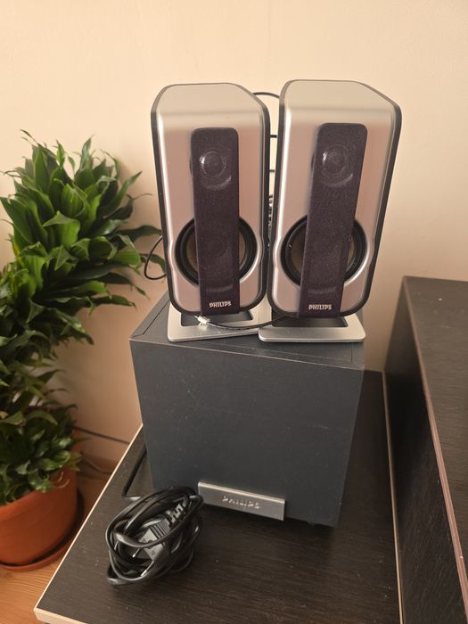 Мултимедийни високоговорители  Philips с Hi-fi звук и Суббуфер