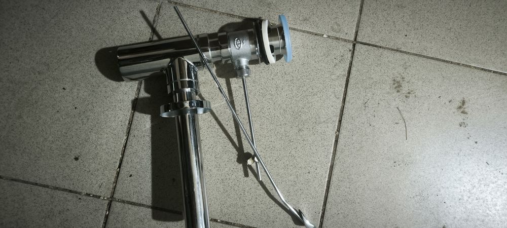 Сифон на раковину декорртивны