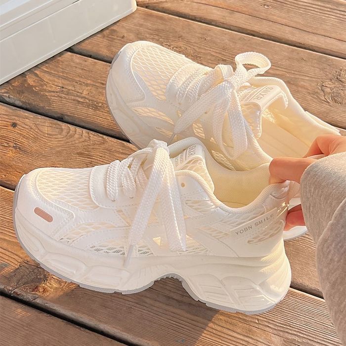 Кроссовки летние