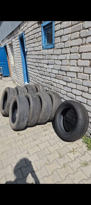 Продам шины 235х60 R18
