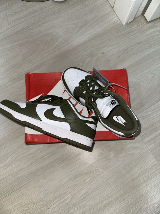 Кроссовки Nike -  Dunk Low Medium Olive
