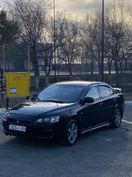 Срочно продам Машину