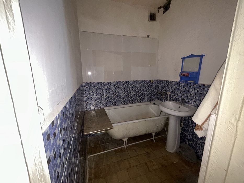 13 мкрн да 1 хонали уй сотилади