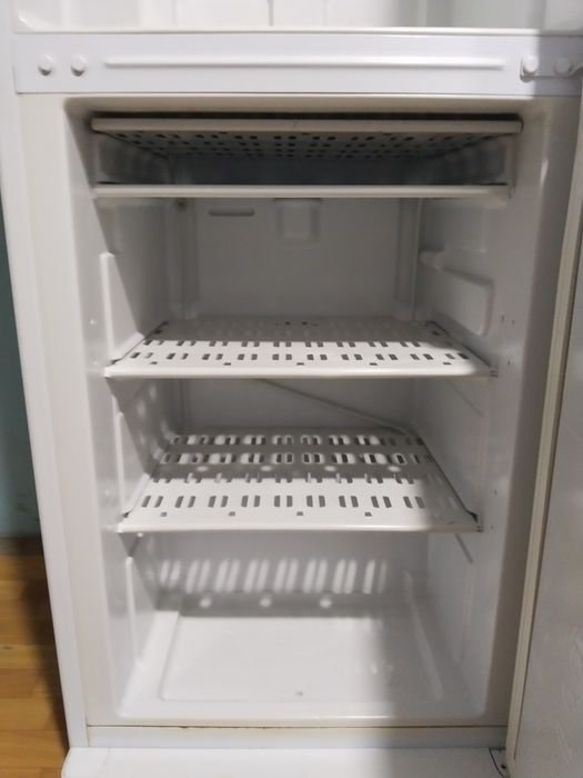 Продам: Холодильник