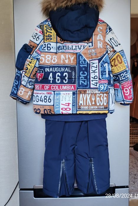 Продам детский комплект зимней одежды Gulliver