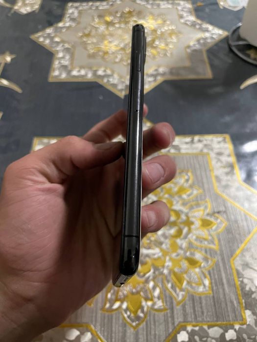Iphone x s max sotiladi