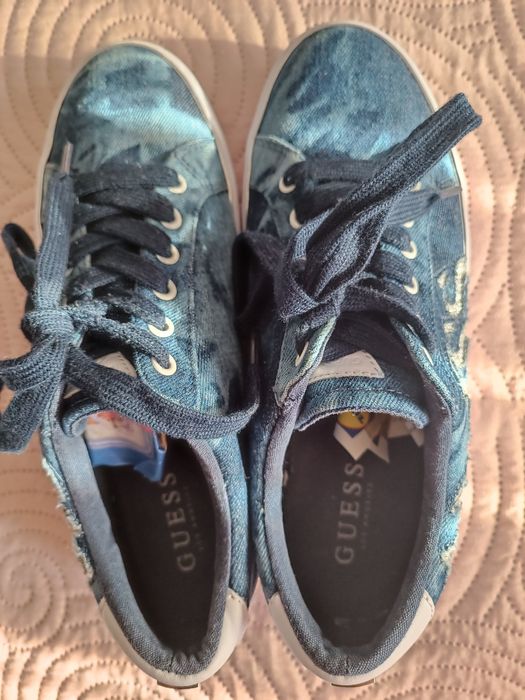 Guess- дънкови кецове  38 номер