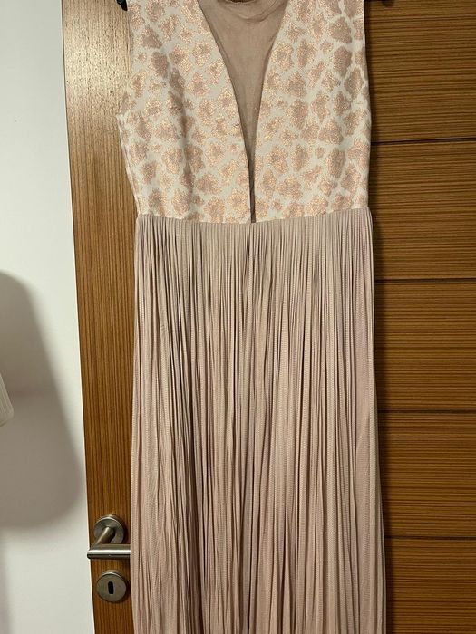 Rochie de seara eleganta si vaporoasa