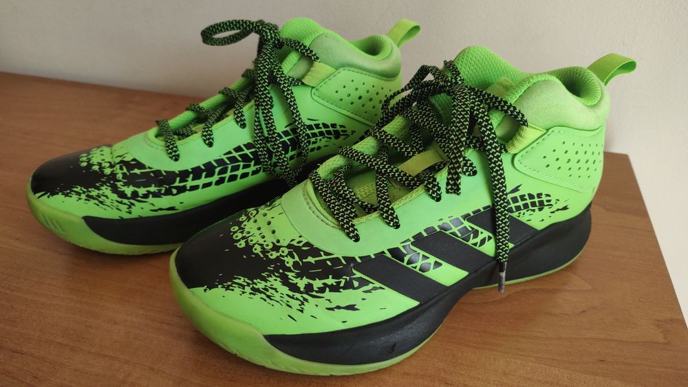 Маратонки Adidas, Nike, Kappa