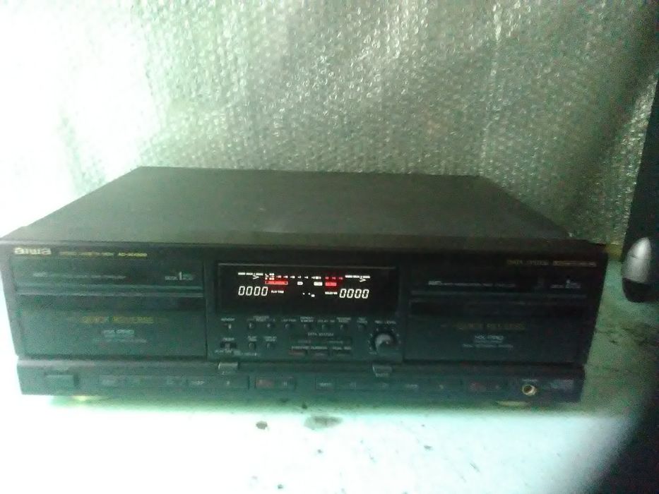Продам магнитофон деку AIWA 929.