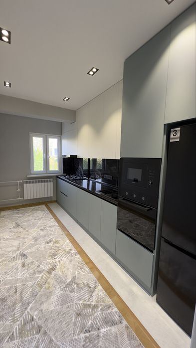 Себзор 3/4/9 72м2 евро ремонт+мебел техника