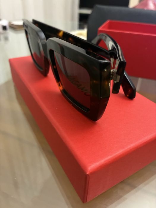 Дамски очила Ferragamo