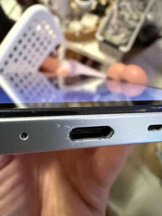 Здравейте, представям ви Redmi 13c 5g   4гб рам и 128гб памет