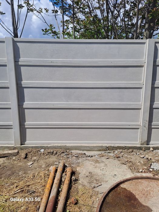 Placi, stâlpi, gard beton