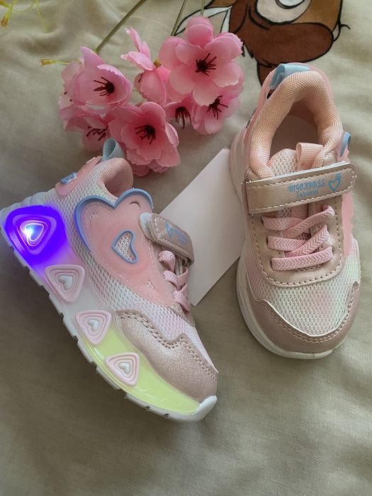 Светещи маратонки