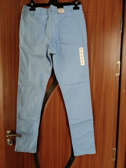 Pantaloni dama noi mărime 42