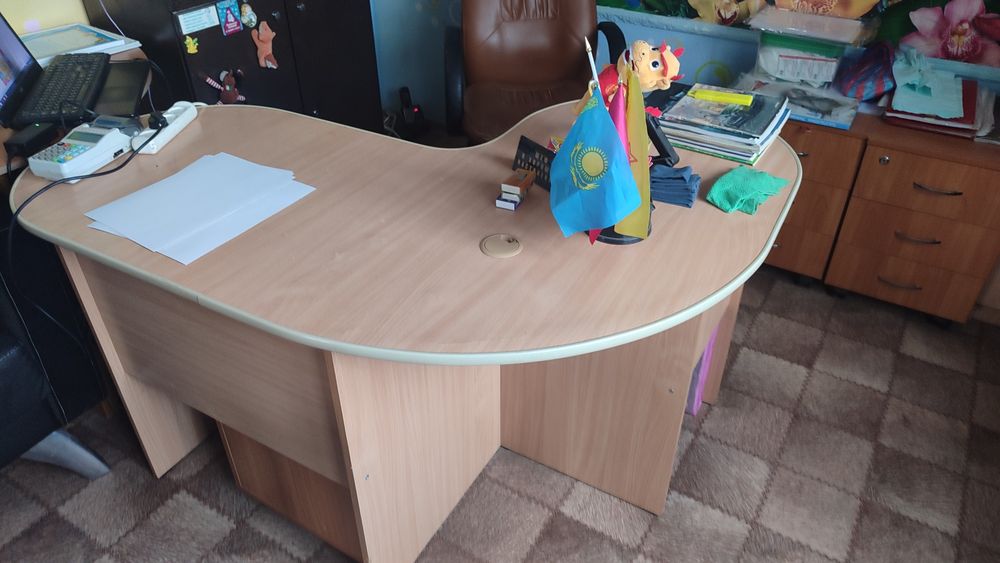 Продам парные столы, в колличестве!