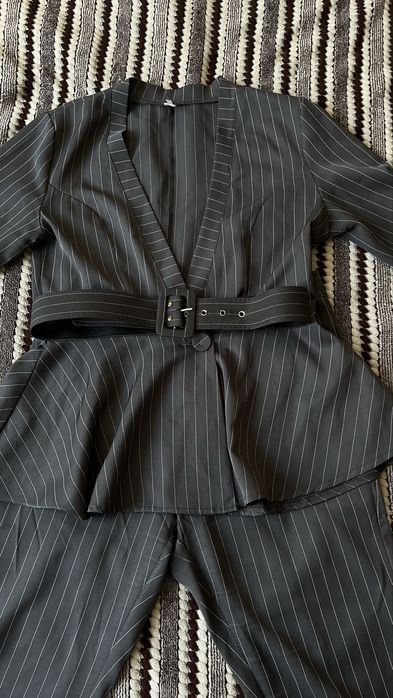 Костюм брючный 44-46