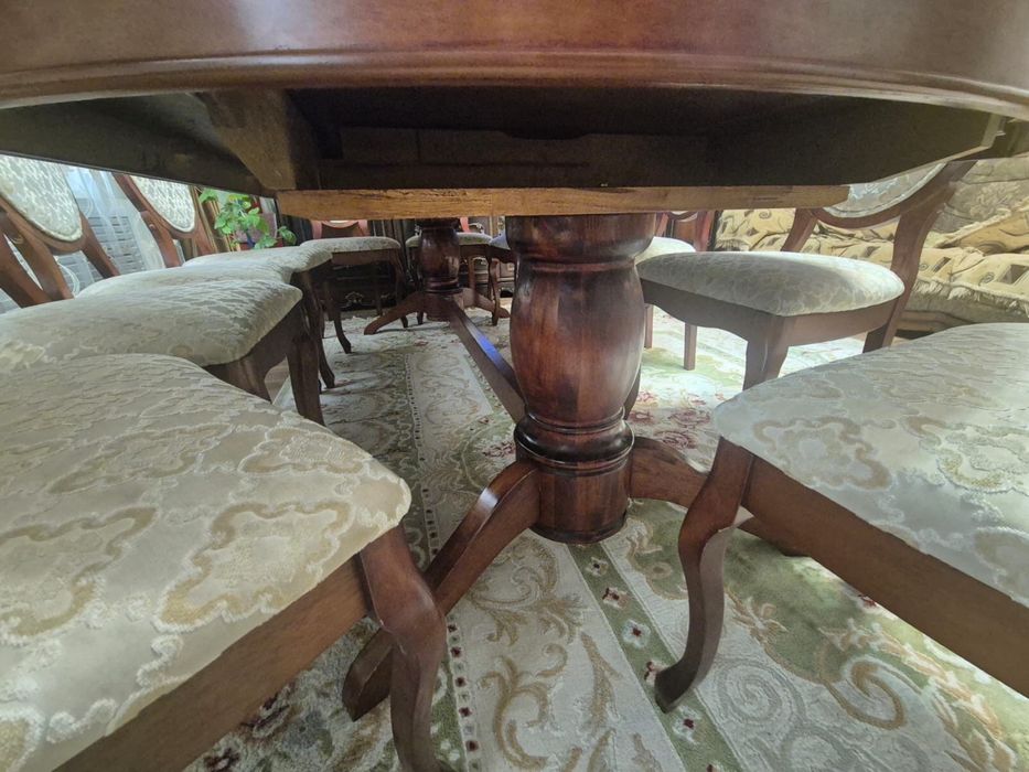 Стол деревянный малазийский