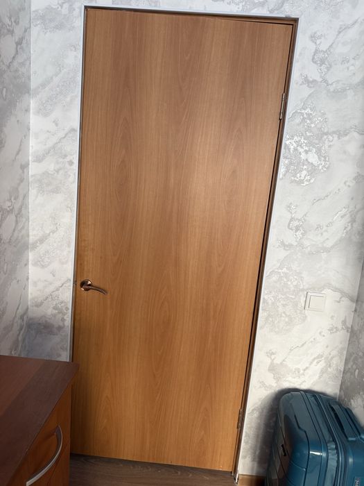Продам межкомнатные двери