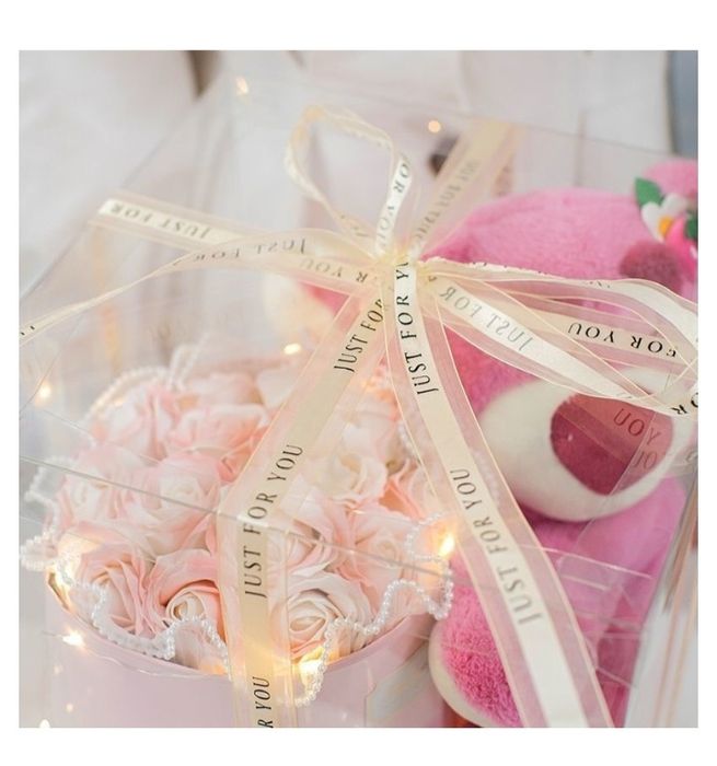 Букет с игрушкой