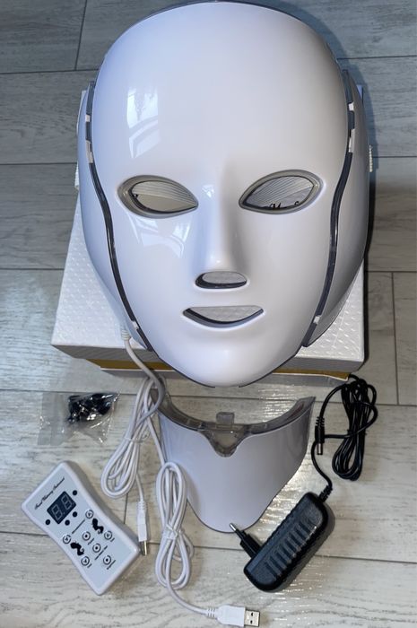 Светодиодная маска Colorful LED beauty mask
