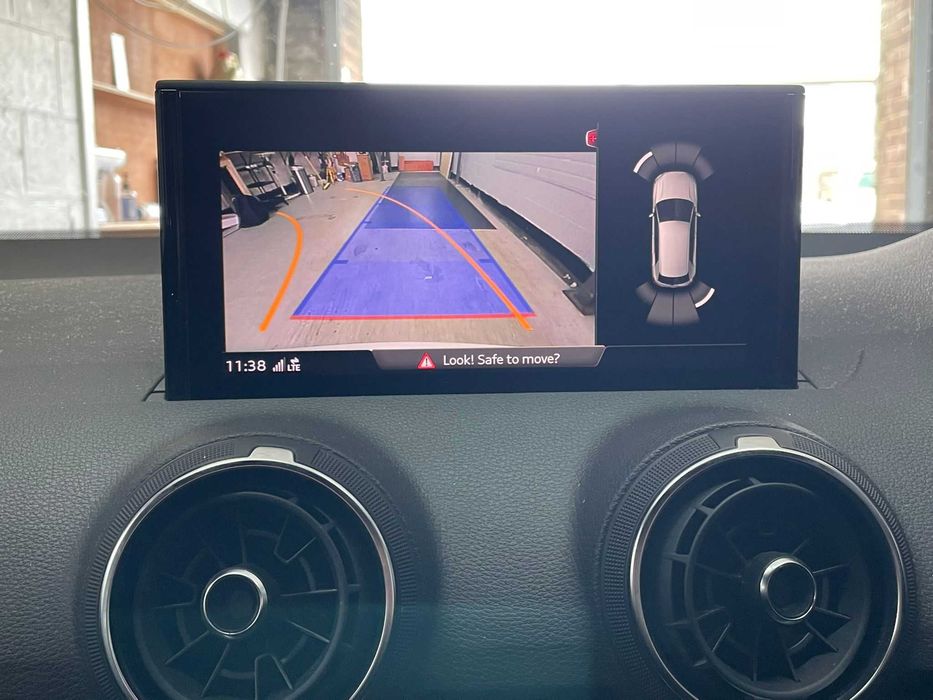 Kit Retrofit Cameră Marșarier Originală Audi Q2 (GA) 2016 – 2026