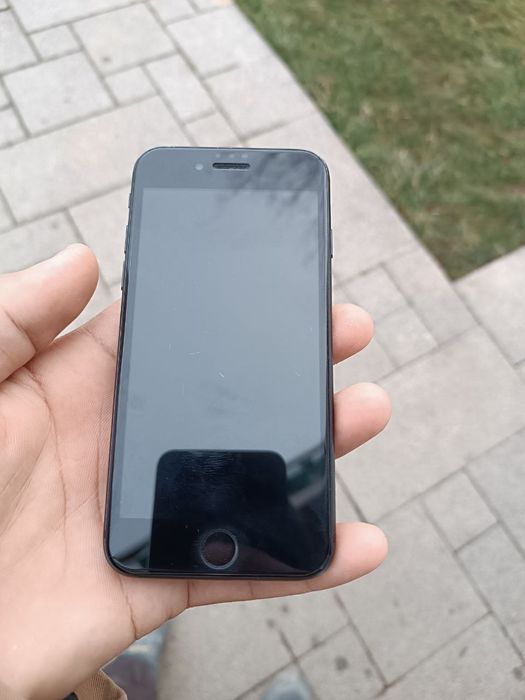 iPhone 7 32gb black korobka dok
