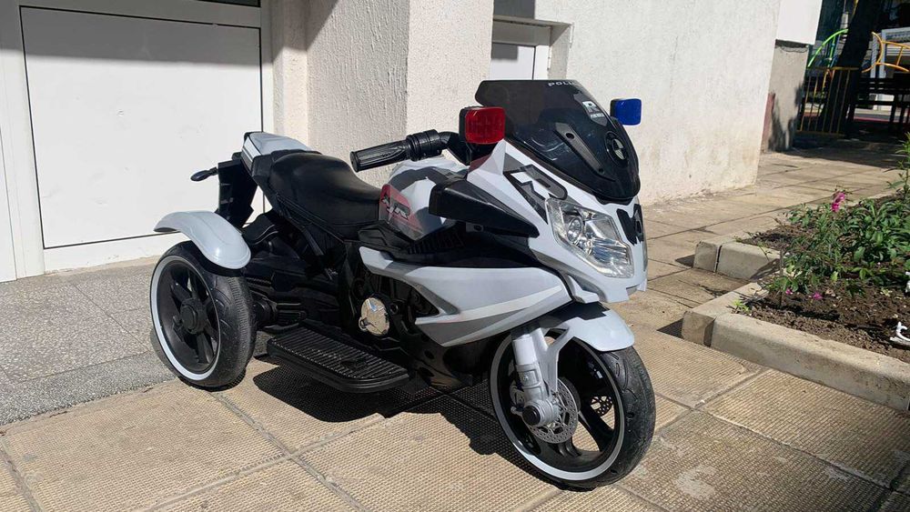 Детски акумулаторен мотор