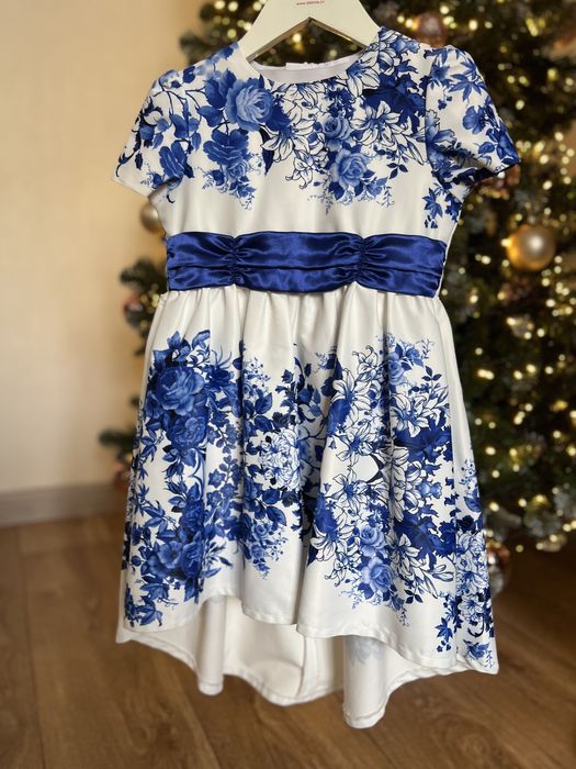 Платье для девочки на 3-4 года