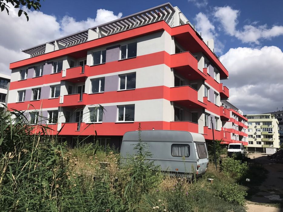 Продава се Двустаен апартамент в Пловдив, Христо Смирненски - 81 кв.м за 1050 €/кв.м - Снимка #1
